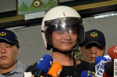 В тайбэйском метро произошли нападения на пассажиров