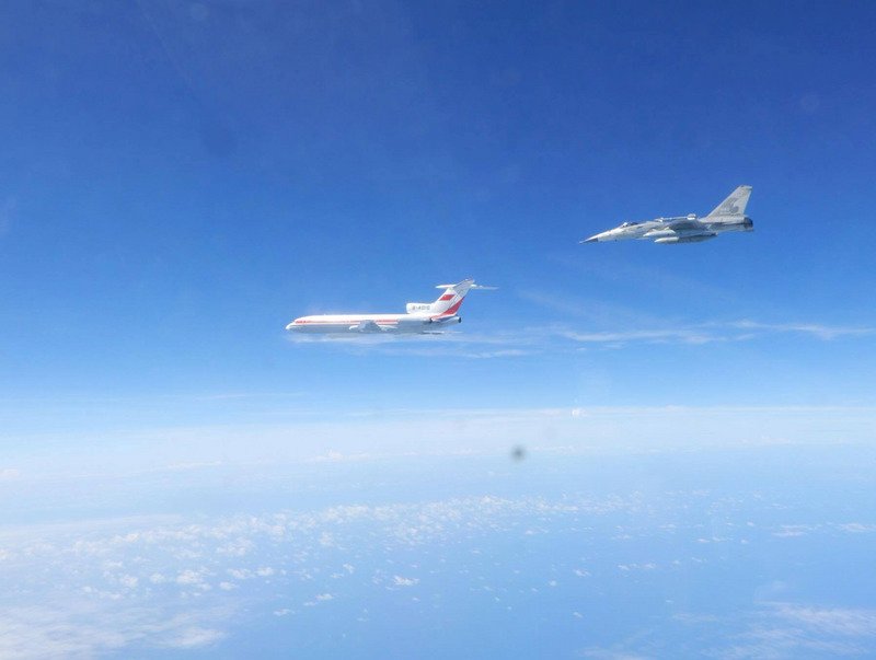 Китайские самолёты второй день подряд нарушают зону ПВО Тайваня