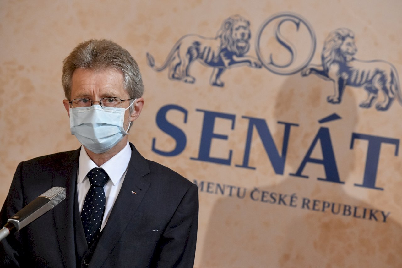 Сенат Чехии раскритиковал Пекин за вмешательства в дела Чехии и поддержал визит главы Сената на Тайвань